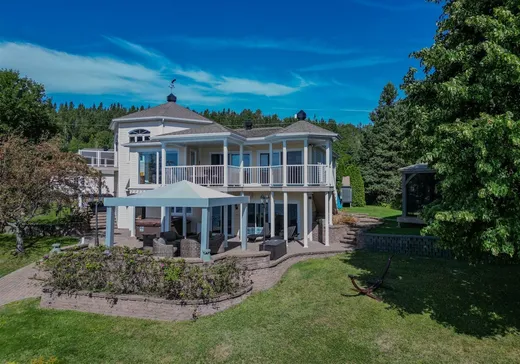 Maison à vendre - 370 Ch. Dionne, Saint-Mathieu-de-Rioux, G0L 3T0