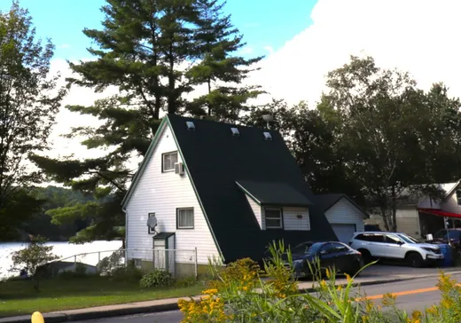 Two or more stories for sale - 499 Route 309, Val-des-Bois, J0X3C0