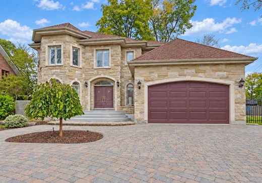 Maison à vendre - 12225 Av. Wood, Montréal (Centreville), H4K 2C1