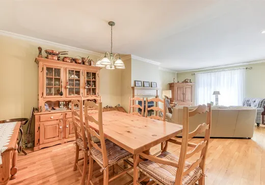 Maison à vendre - 251 Rue Maisonneuve, Rosemère, J7A 4R9