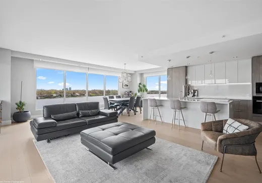 Condo for sale - 9 Boul. des Prairies, App. 601, Laval (Laval-des-Rapides), H7N0E6
