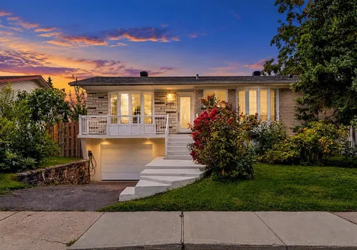 Bungalow à vendre - 2488 Rue Joliette, Longueuil, J4L2N2