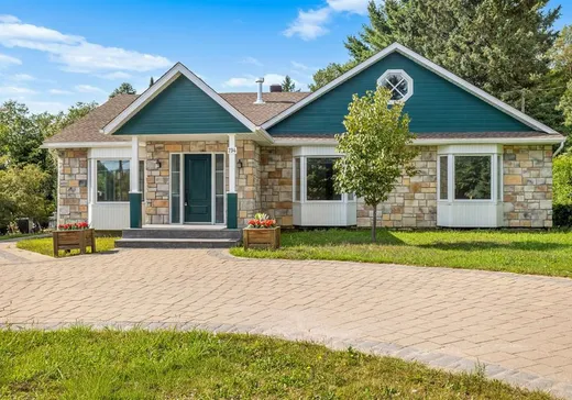 Maison à vendre - 794 Ch. Pierre-Péladeau, Sainte-Adèle, J8B 1Z4