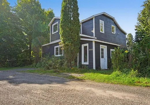 Maison à étages à vendre - 1934 Rue Blondin, Val David, J0T2N0