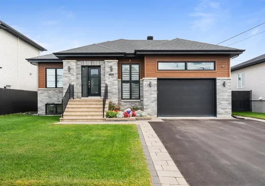 Bungalow à vendre - 14305 Rue des Saules, Mirabel, J7N0S9