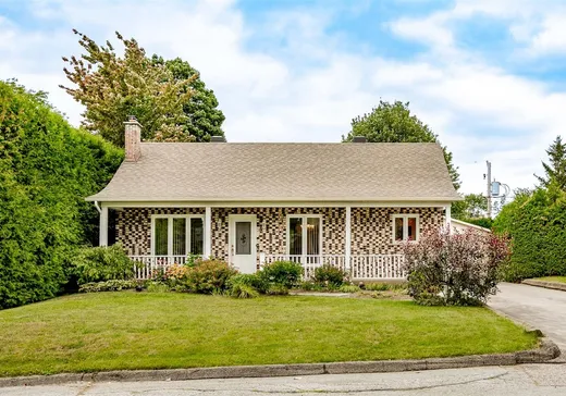 Bungalow for sale - 2605 Rue Pilette, Sherbrooke, J1G4J5