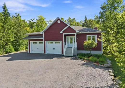 Bungalow à vendre - 278 Rue de la Grande-Coulée, Magog, J1X6Z6