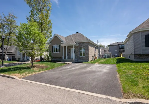 Bungalow à vendre - 1036 Rue de Condé, Saint-Jérôme, J5L0E5