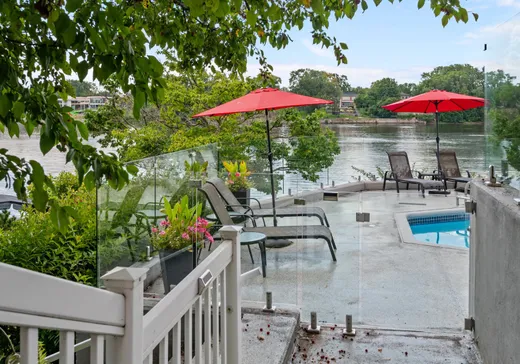 Maison à vendre - 9 Av. Sauriol, Laval (Laval-des-Rapides), H7N 3A3