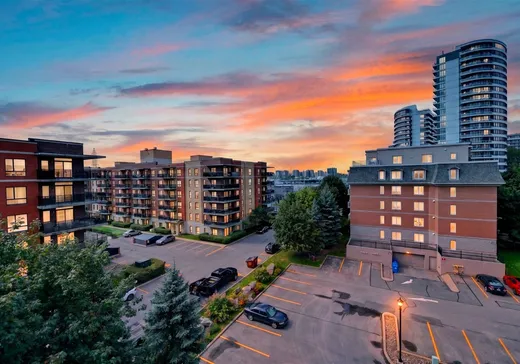 Condo à vendre - 3420 Boul. Le Carrefour, App. 503, Laval (Chomedey), H7T 2Z4