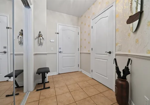 Condo à vendre - 3420 Boul. Le Carrefour, App. 503, Laval (Chomedey), H7T 2Z4
