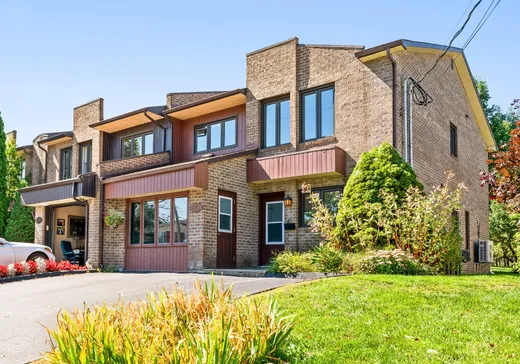 Maison à étages à vendre - 773 Boul. Jacques-Cartier N., Sherbrooke, J1J4C8