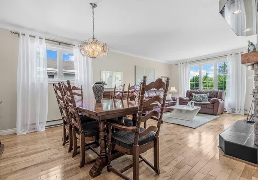 Maison à vendre - 645 Boul. Central, Ville de Québec, G1P 2H6