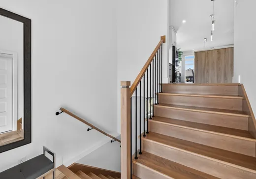 Maison à vendre - 368 Rue de l'Anémone, Granby, J2H 0X6