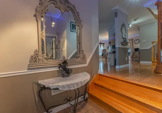 Maison à vendre - 224 10e Avenue, Val des Sources, J1T 3W3