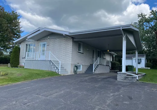 Maison à étages à vendre - 532 Rue St-Jacques E., Plessisville, G6L4X9