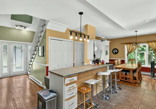Maison à vendre - 1037 Rue Massie, Bellefeuille, J5L 2N6