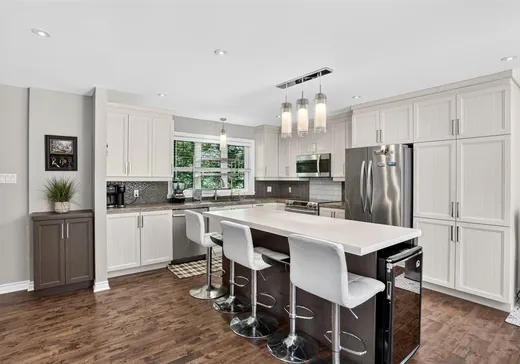 Maison à étages à vendre - 334 Rue Major, Saint-Colomban, J5K1Y8