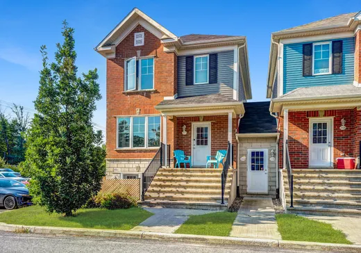 Two or more stories for sale - 2534Z Av. de la Gare, Mascouche, J7K0N7