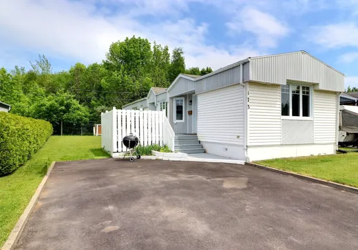 Maison mobile à vendre - 173 Rue des Pétunias, Lévis, G6Y8E4