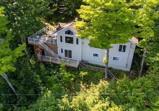 Maison à vendre - 32 Rue Cabana, Eastman, J0E 1P0