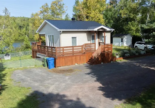 Maison à vendre - 20 Ch. de la Pointe, Saint-Pierre-de-Lamy, G0L 4E0