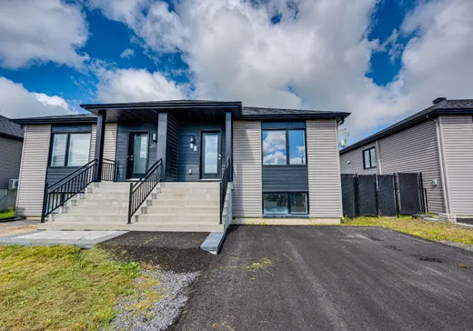 Maison à étages à vendre - 32 Rue Bowron, Godmanchester, J0S1H0