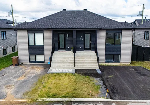 Maison à vendre - 32 Rue Bowron, Godmanchester, J0S 1H0