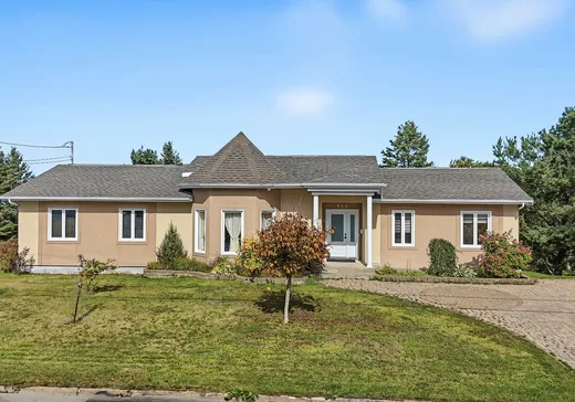 Maison à étages à vendre - 926 Rue des Peupliers, Rimouski, G5L3L9
