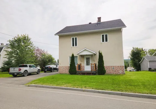 Maison à vendre - 55 Av. Centrale, Matane, G0J 3J0