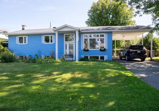 Split-level for sale - 11 Rue Turgeon, Victoriaville, G6P2S1