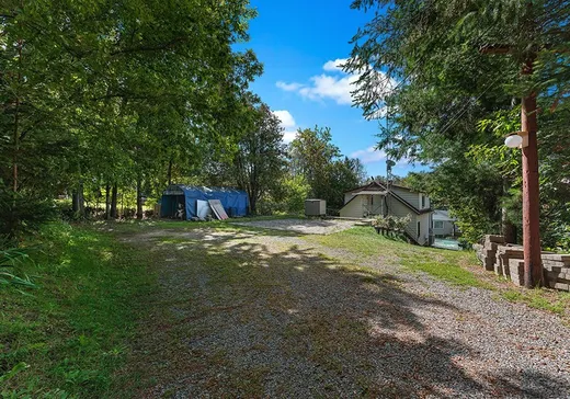 House for sale - 60 Rue Front, Campbell's Bay, J0X 1K0