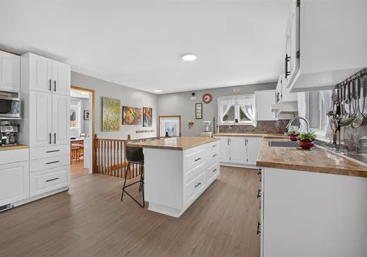 Maison à vendre - 93 Rue des Bouleaux, Les Coteaux, J7X 1A1