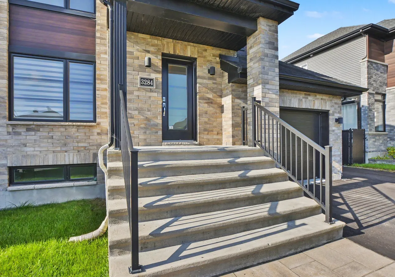 3284 Rue Laurin — photo 2