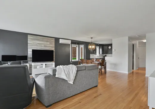 Condo for sale - 2282 Boul. des Pins, Sainte-Marthe-sur-le-Lac, J0N 1P0