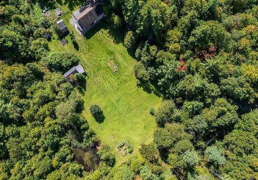 Maison à vendre - 106 Ch. Baker, Mansonville, J0E 1X0