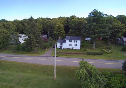 Maison à vendre - 404 Ch. des Sucreries, Petite-Riviere-St-François, G5V 3R9