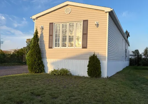 Maison à étages à vendre - 3 Rue Harbour, Port-Cartier, G5B2L5