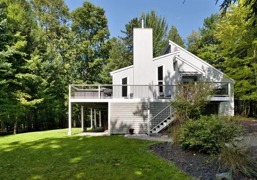 Maison à vendre - 409 Ch. des Villas-de-l'Anse, Magog, J1X 0M8