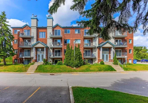 Condo for sale - 987 Av. St-Charles, App. 202, Laval (Chomedey), H7V4A5