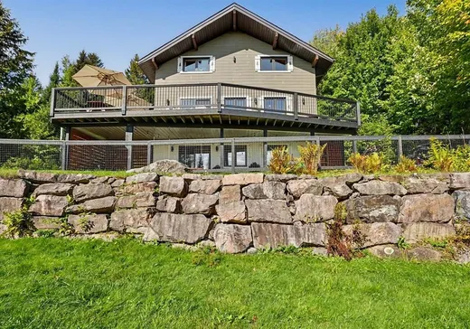 House for sale - 124 Ch. de Neuchâtel, Mont-Blanc, J0T 2G0