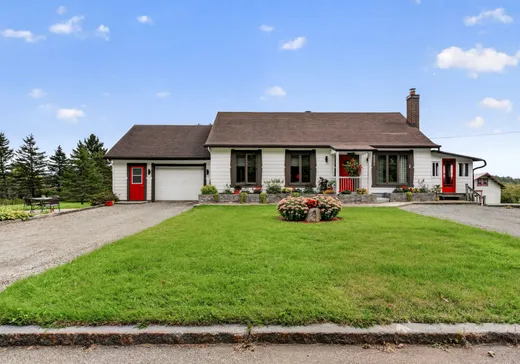 Maison à vendre - 8882 Av. Royale, Château-Richer, G0A 1N0