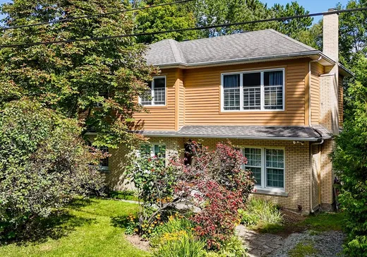 Maison à étages à vendre - 1400 Rue de l'Ontario, Sherbrooke, J1J3S9
