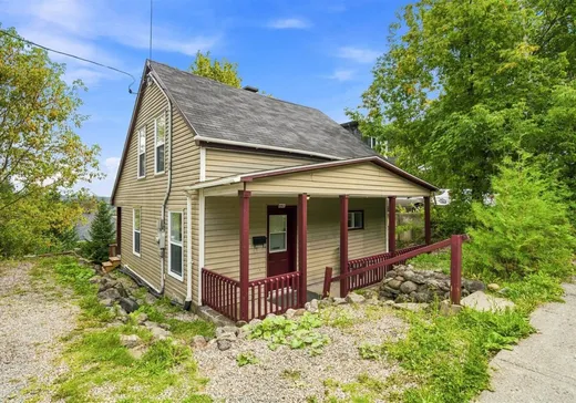 Maison à étages à vendre - 1182 Rue Fabre, Sherbrooke, J1H4W4