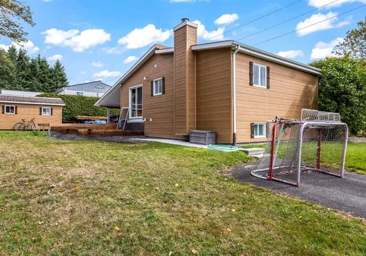 Maison à vendre - 2025 175e Rue, Montréal (Centreville), G5Y 5B9