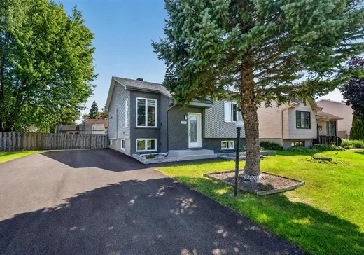 Maison à vendre - 2783 Rue Honoré-Mercier, Vaudreuil-Dorion, J7V 8P5
