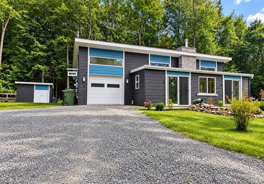 Bungalow à vendre - 769 Rue du Domaine-de-la-Belle-Plage, St-Germain-De-Grantham, J0C1J0