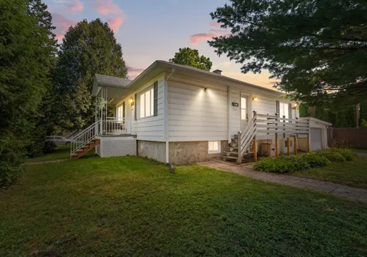 Maison à étages à vendre - 359 Rue Pierre-Le Moyne, Saint-Jérôme, J7Y2P1