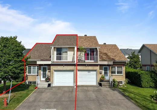 Maison à étages à vendre - 2033 Boul. Maurice, Saint-Jérôme, J7Y4K4