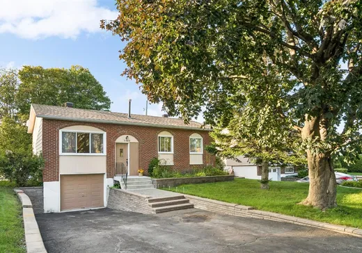 Bungalow à vendre - 5340 Rue Béliveau, Brossard, J4Z2C6